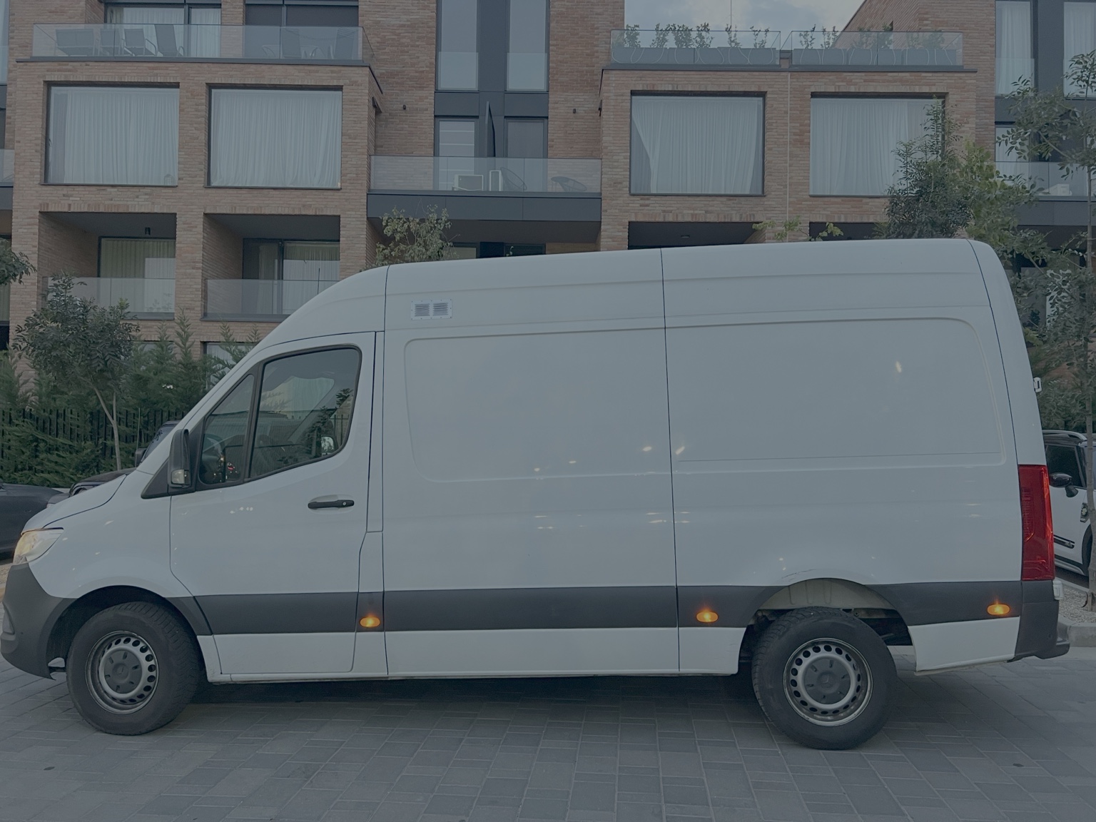 Mercedes-Benz Sprinter 316 CDI disponibil în Tunari