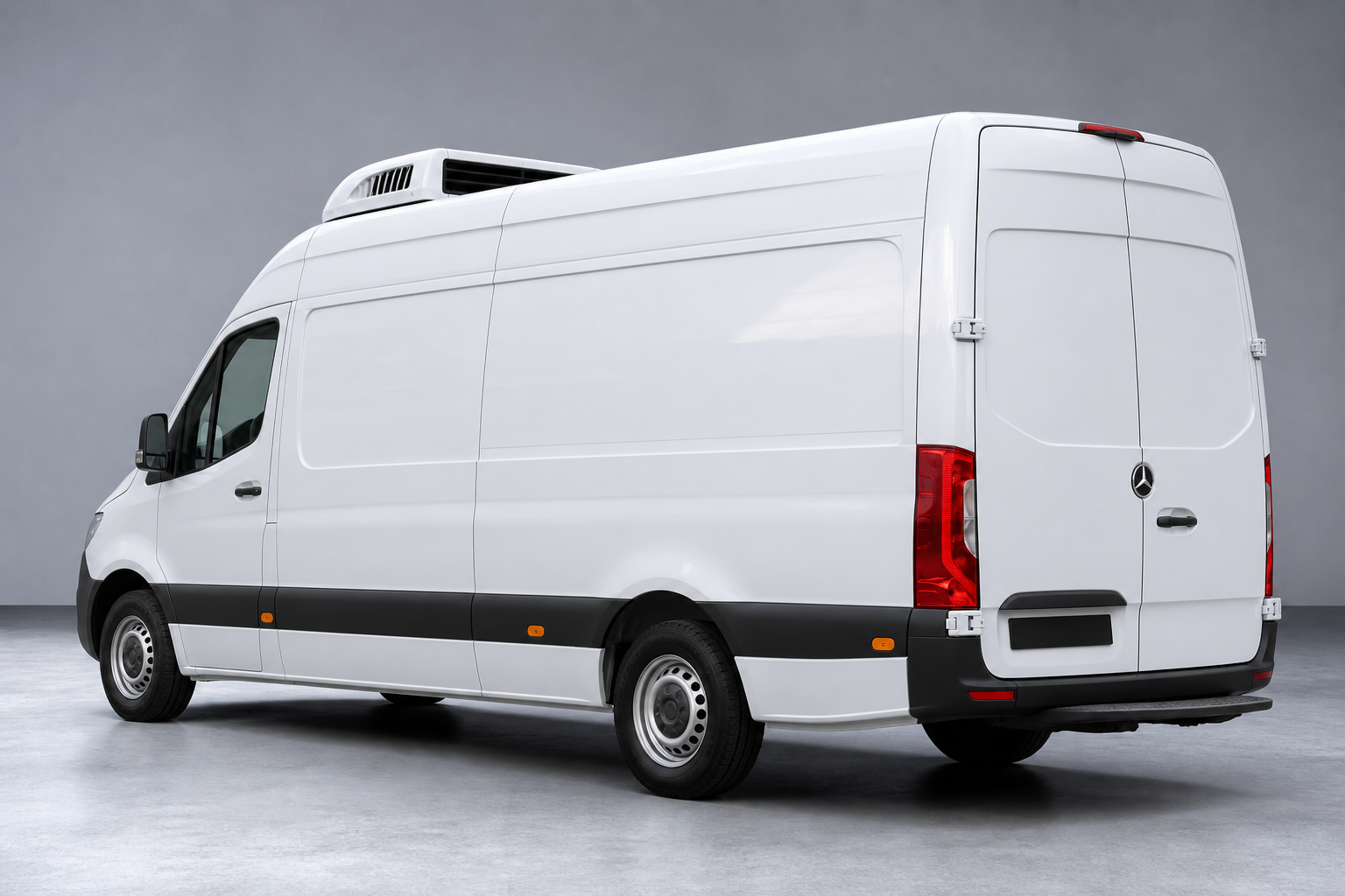 Randare ilustrativă: Mercedes-Benz Sprinter frigorific 02
